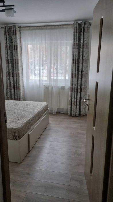 Inchiriez apart.2 camere Buzau, zona Spiru Harey