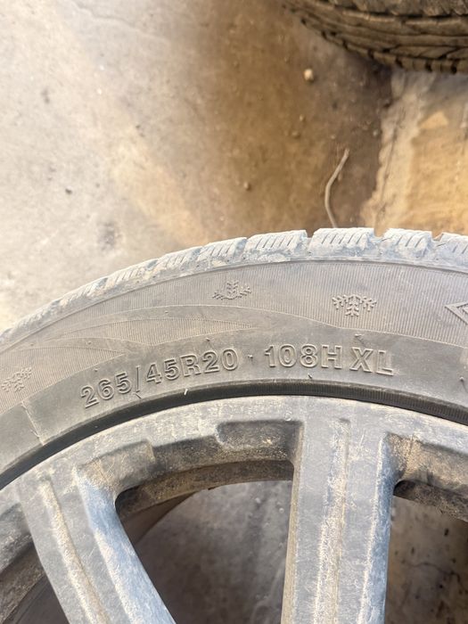 Ауди Q7 Джанти с зимни гуми 20