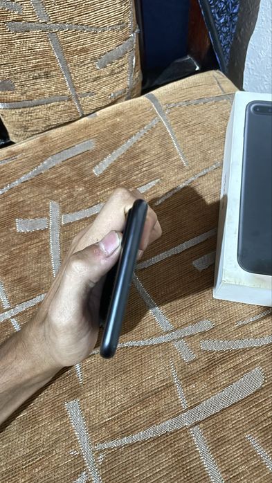 Iphone 7 plus rang qora