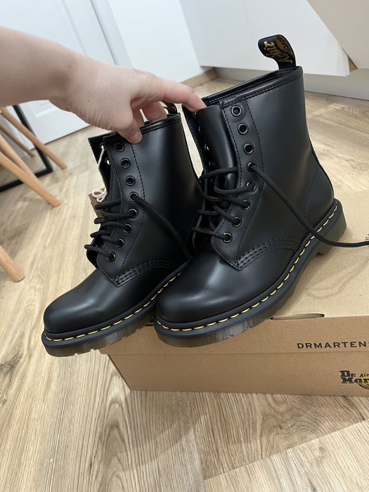ghete Dr. Martens