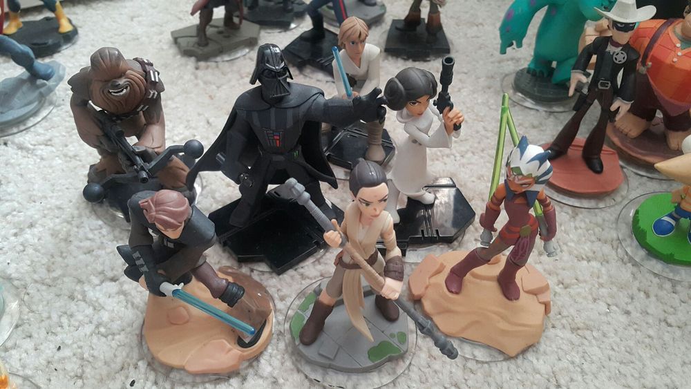 Disney infinity игра,портал, фигурки,значки Xbox ps3, wii Lego dimensi