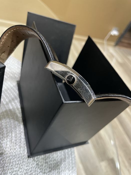 Emporio armani часовник