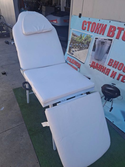 Стол за масаж или процедури