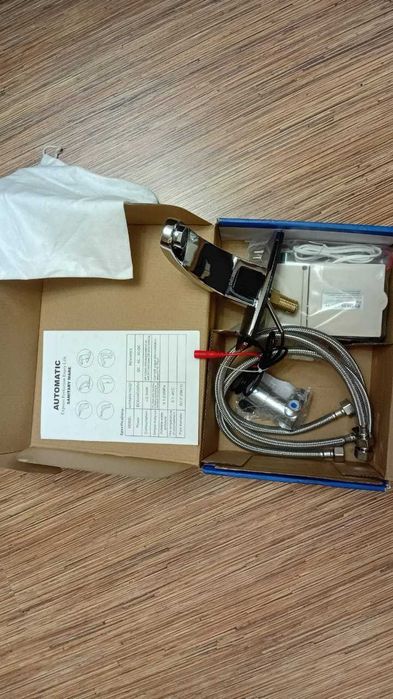 Смеситель сенсорный