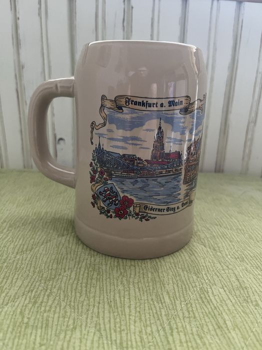 Продава колекционерска халба за бира