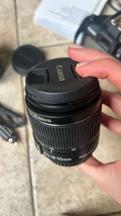 Canon обектив efs 18-55