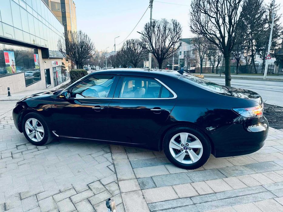 SAAB 9-5 2011 — imagine 2