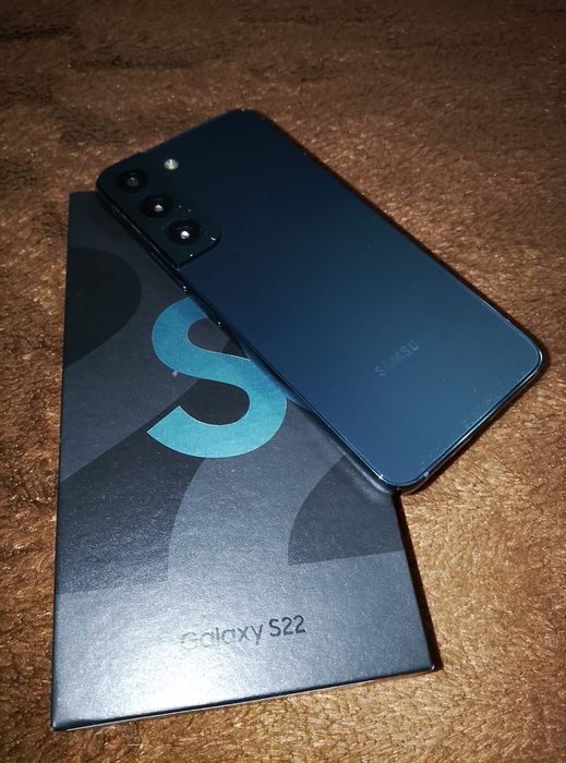 Продам или обмен Самсунг S 22.