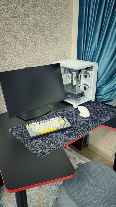Игровой стол для компьютера