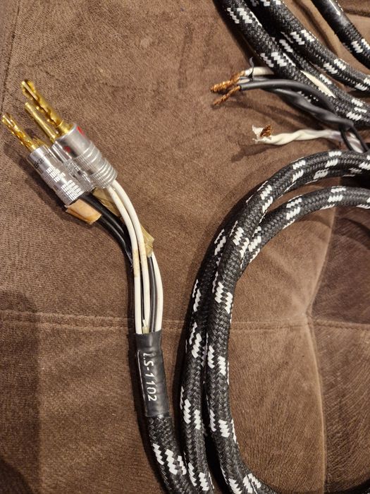 Inakustik LS-1102 bi-wire кабели за озвучителни тела / тонколони