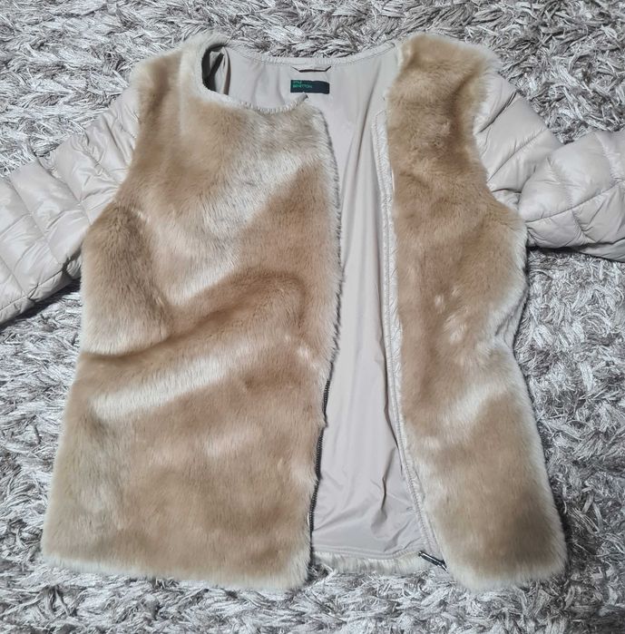 Geacă damă Benetton marimea [IT]42, [UK]10, cam un S-M mic