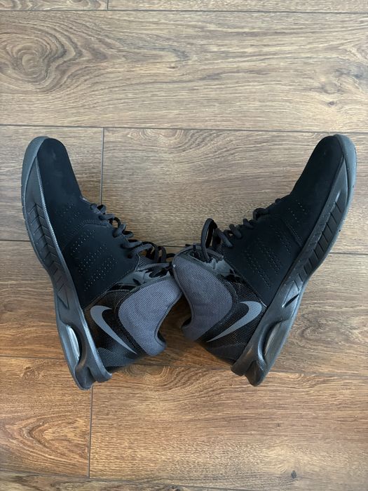 Adidasi Nike air visi pro 6.