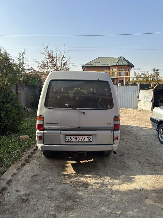 Продам Mitshubitshi L300