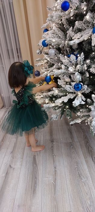 Нарядное детское платье