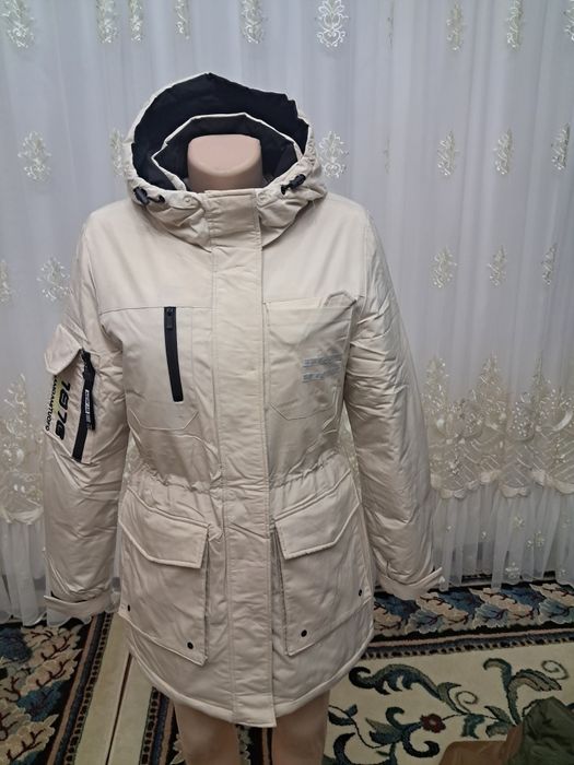 Курткалар сотилади янги кийилмаган