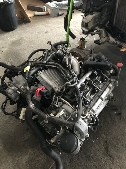 Двигател мерцедес на части.  350 цди cdi 265 konq коня