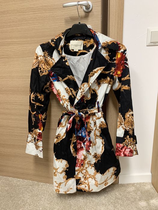 Trenci fetite 12 ani