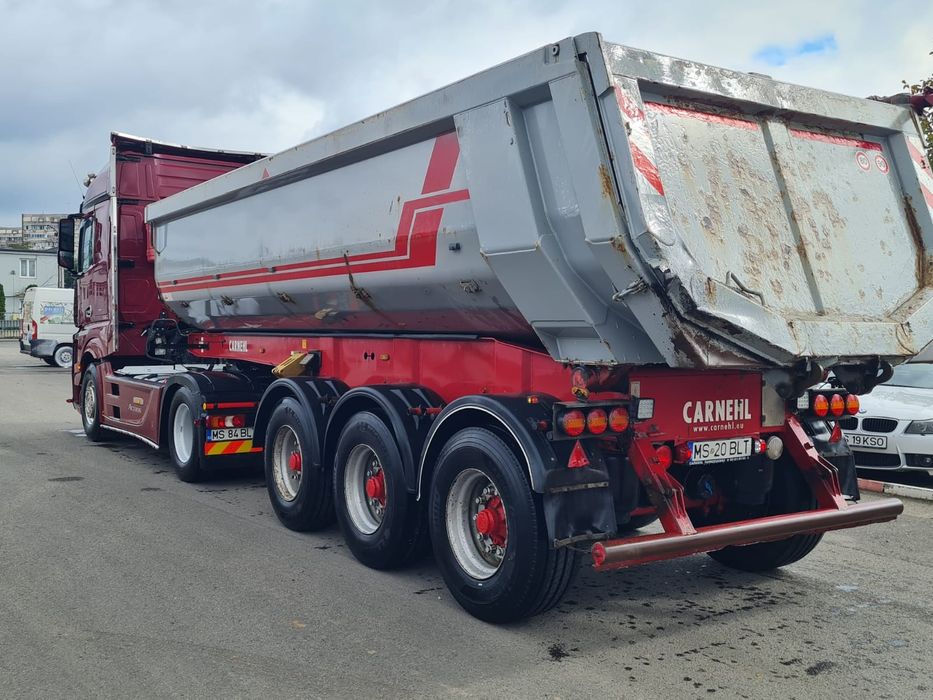 Vand Actros si semiremorca