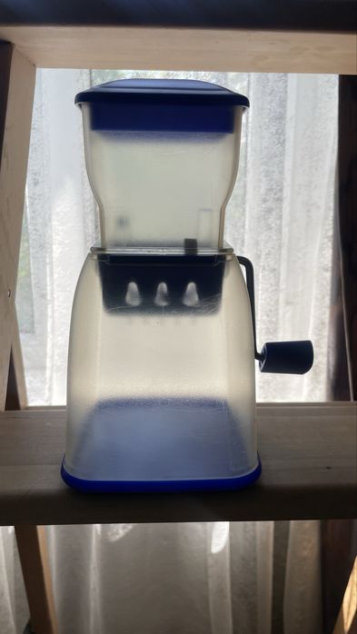 Продам лукорезку. Германия