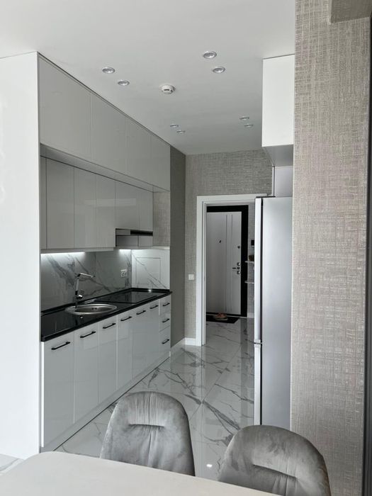 СВОЯ 2-ком.кв в центре, Дархан, Акай Сити/  75 кв.м