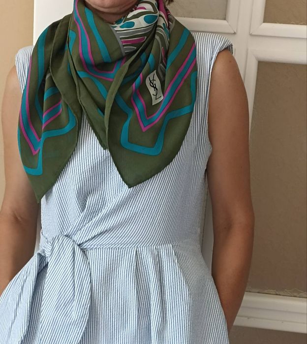 Дамски шал Yves Saint Laurent