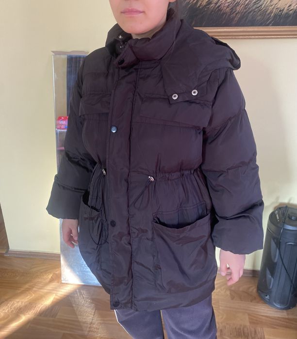 Продам куртку женскую