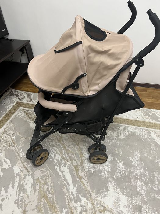 Коляска в хорошем состоянии