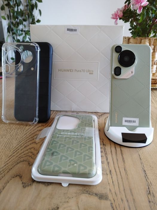 Huawei Pura 70 Ultra in stare foarte bună