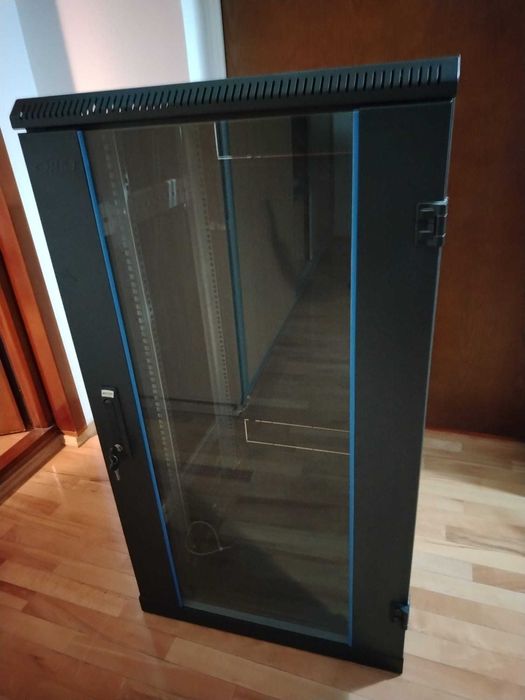 Rack server 19" BKT Elektronik 22U, cabinet complet cu chei, nefolosit