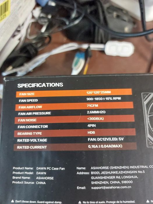 Set ventilatoare tip Lianli unifan Asiahorse Dawn albe,S,normale,noi.