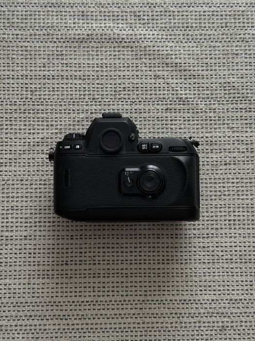 Nikon F 100 film