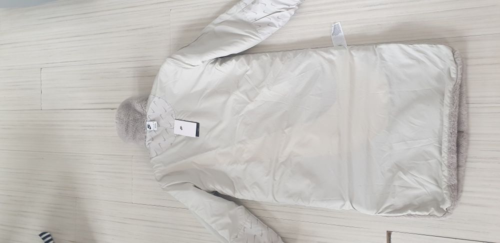 Nike SWOOSH  Loose Fit Oversize Size XS  НОВО ОРИГИНАЛ Дамска  яке