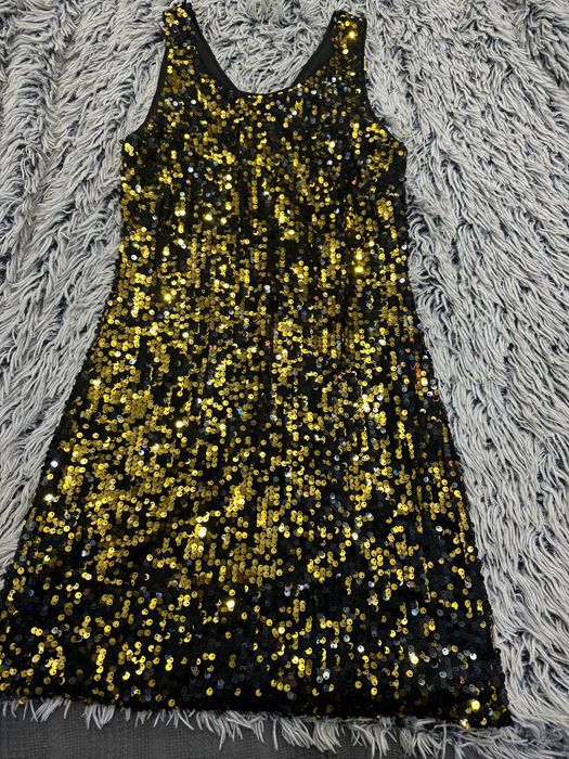 Продается Женское Платье размер S