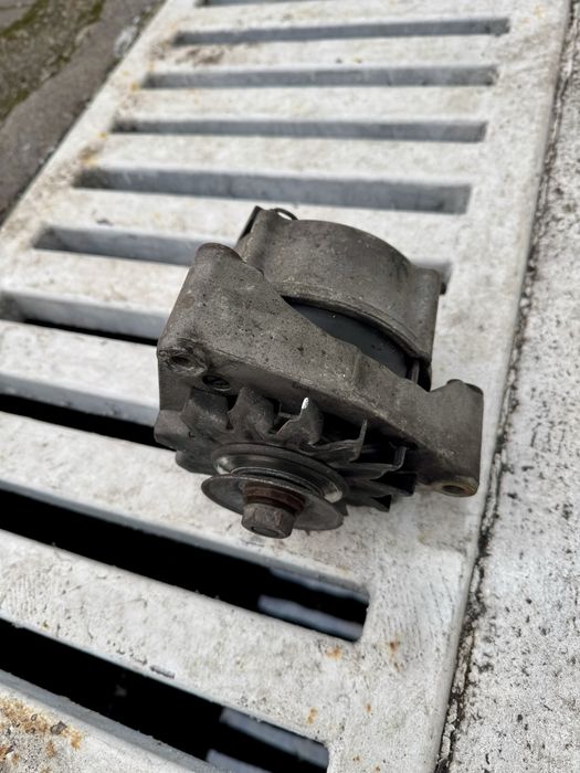 Alternator original mercedes