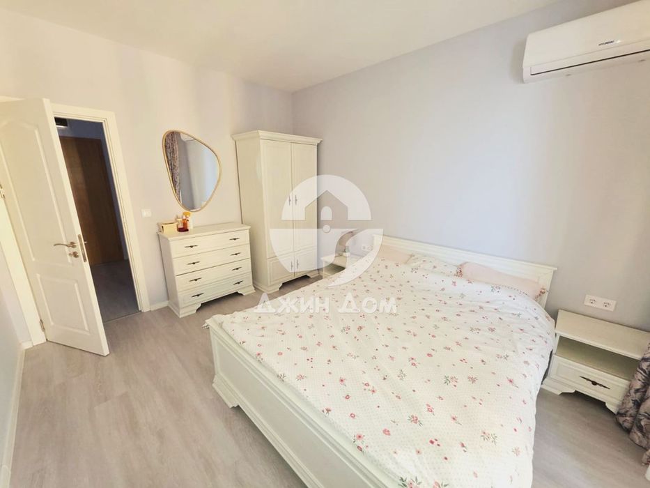 Продава се Тристаен апартамент в Свети Влас - 78 кв.м за 1475 €/кв.м - Снимка #8