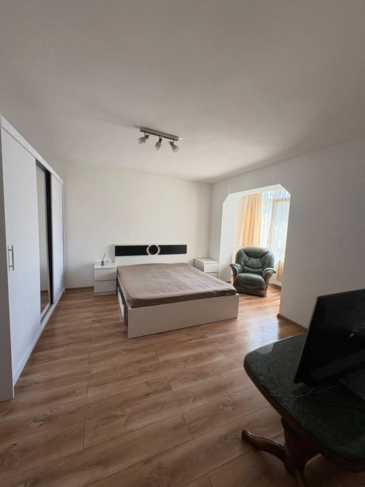 Închiriez microapartament Suceava