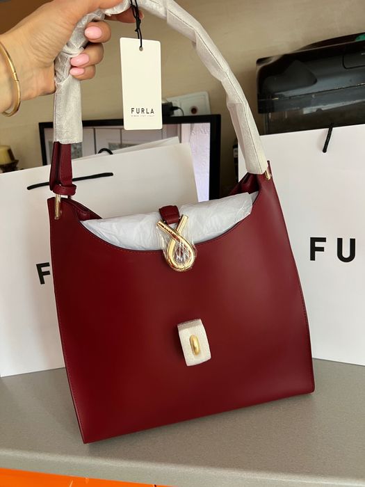 Нова чанта Furla