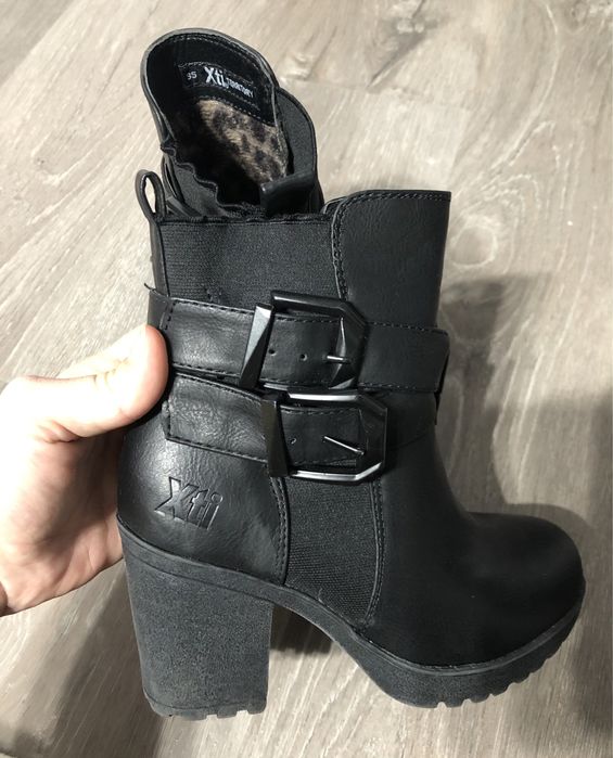 Ghete negre marime 35 ghete 35 ghetute cu toc