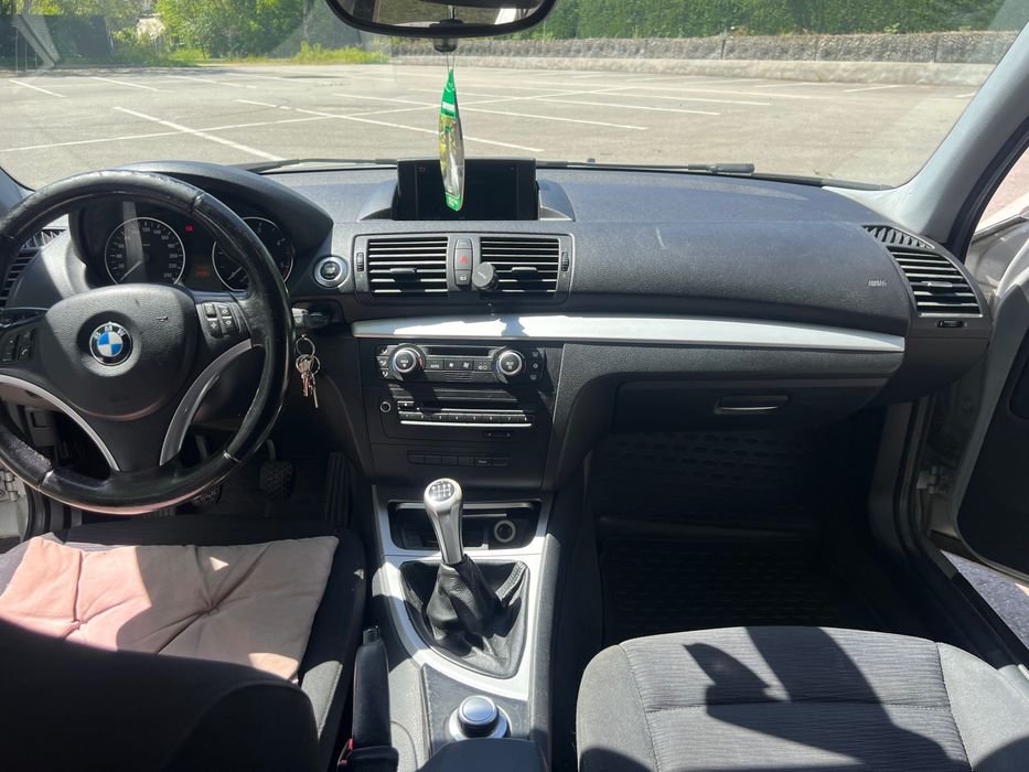 BMW 1 Series 2008 — imagine 5