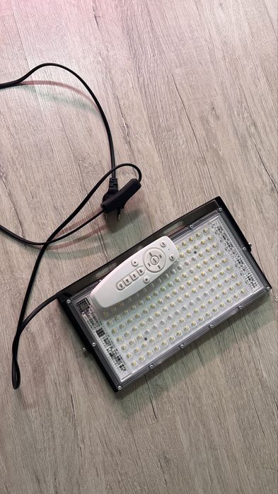 Фитопрожектор 200w