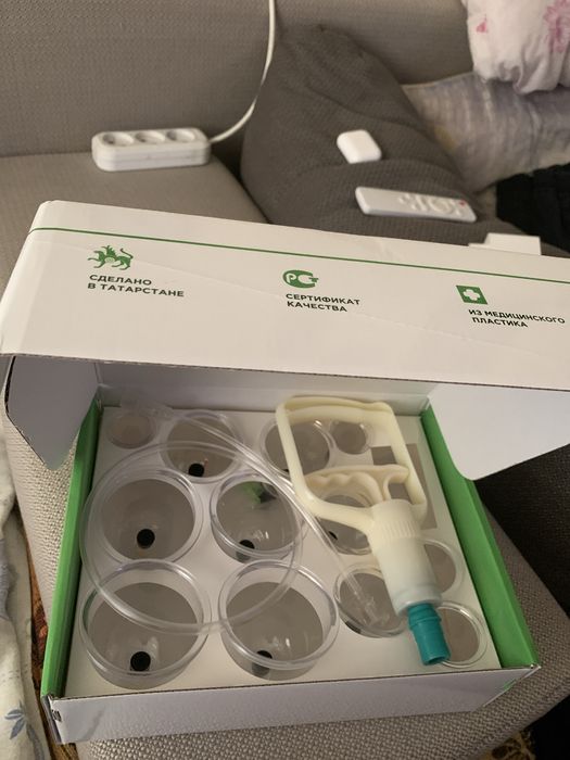 Набор вакуумных банок для массажа.