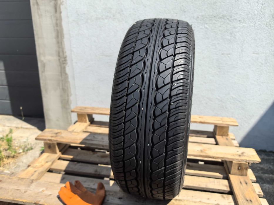 215/60/17 Джой Роуд ДОТ 2020 г - Само 1 брой гума