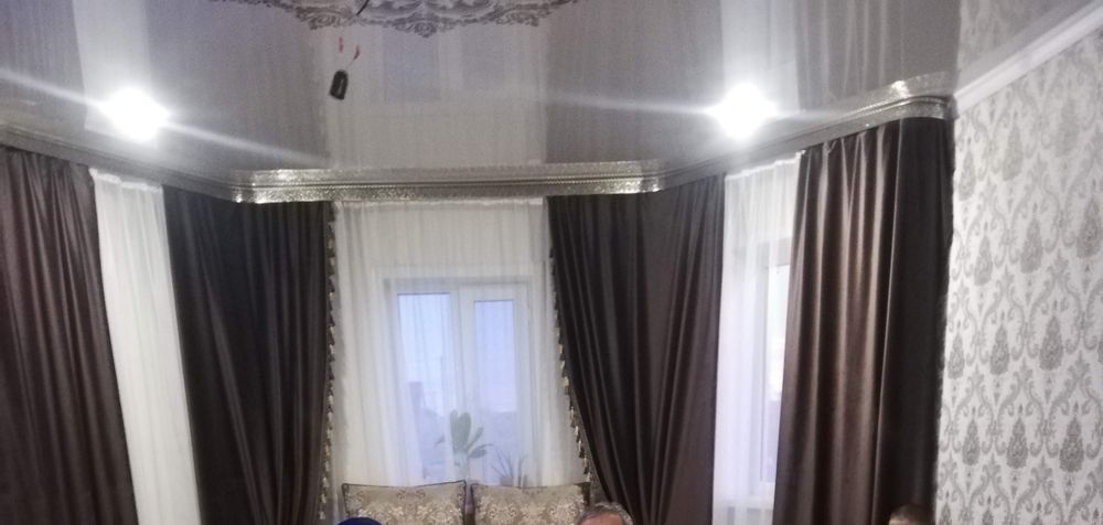 Продам шторы велюр в гостиную