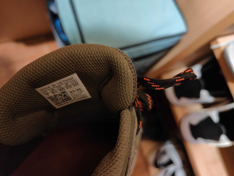 Много запазени маратонки Adidas Terrex