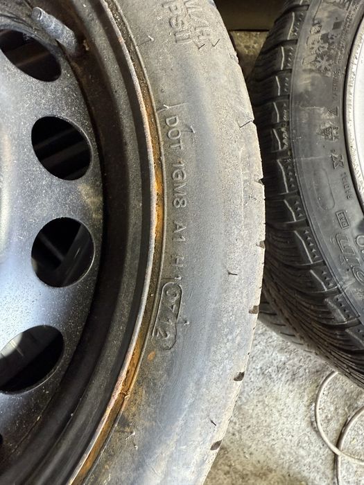 Резервна гума патерица за audi T 125/70 R19