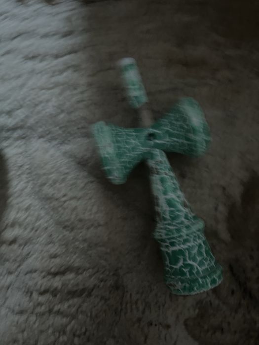 Kendama fara ata