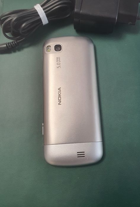 Vând Nokia C3 impecabil.Pret 220 ron