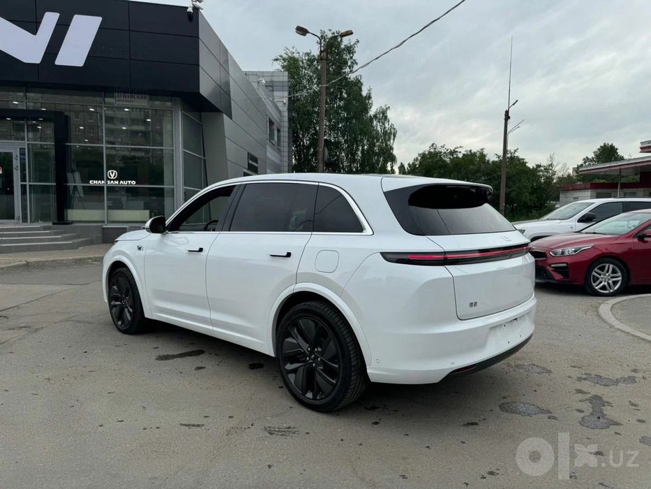 Срочно !! Продаётся 2025 li ли 7 lixiang L7 Ultra состояние отличное