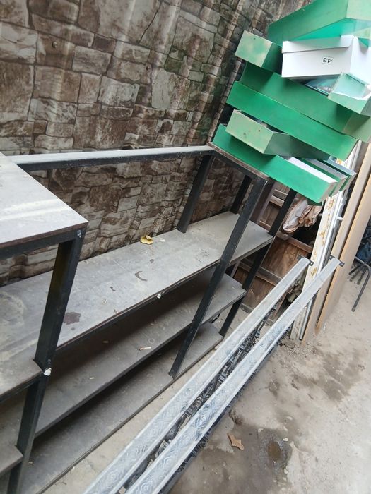 Продам полку для бара и для другого не дорого!!!