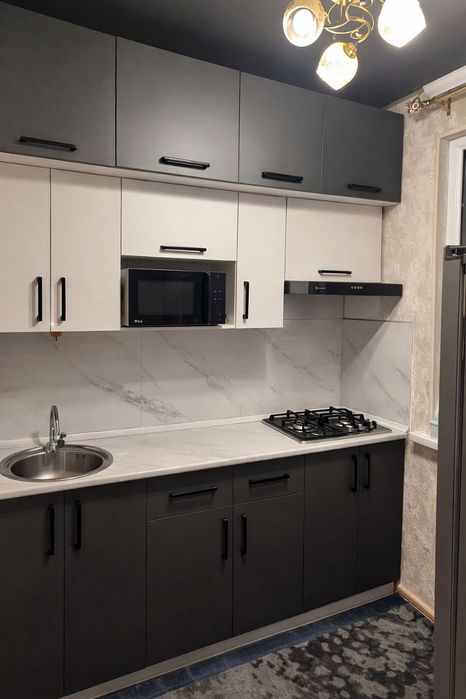 Чилонзор 17квартал квартира сотилади 3/4/4 65м2